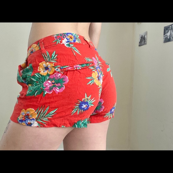 Flowered Shorts - Picture 2 of 2